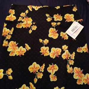 Lularoe Medium Cassie
